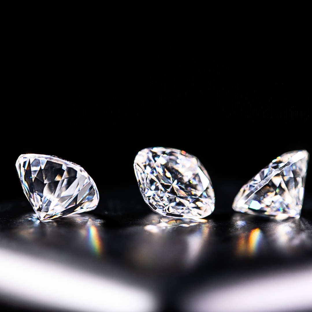 Moissanite vs. Diamond: Which One Should You Choose?