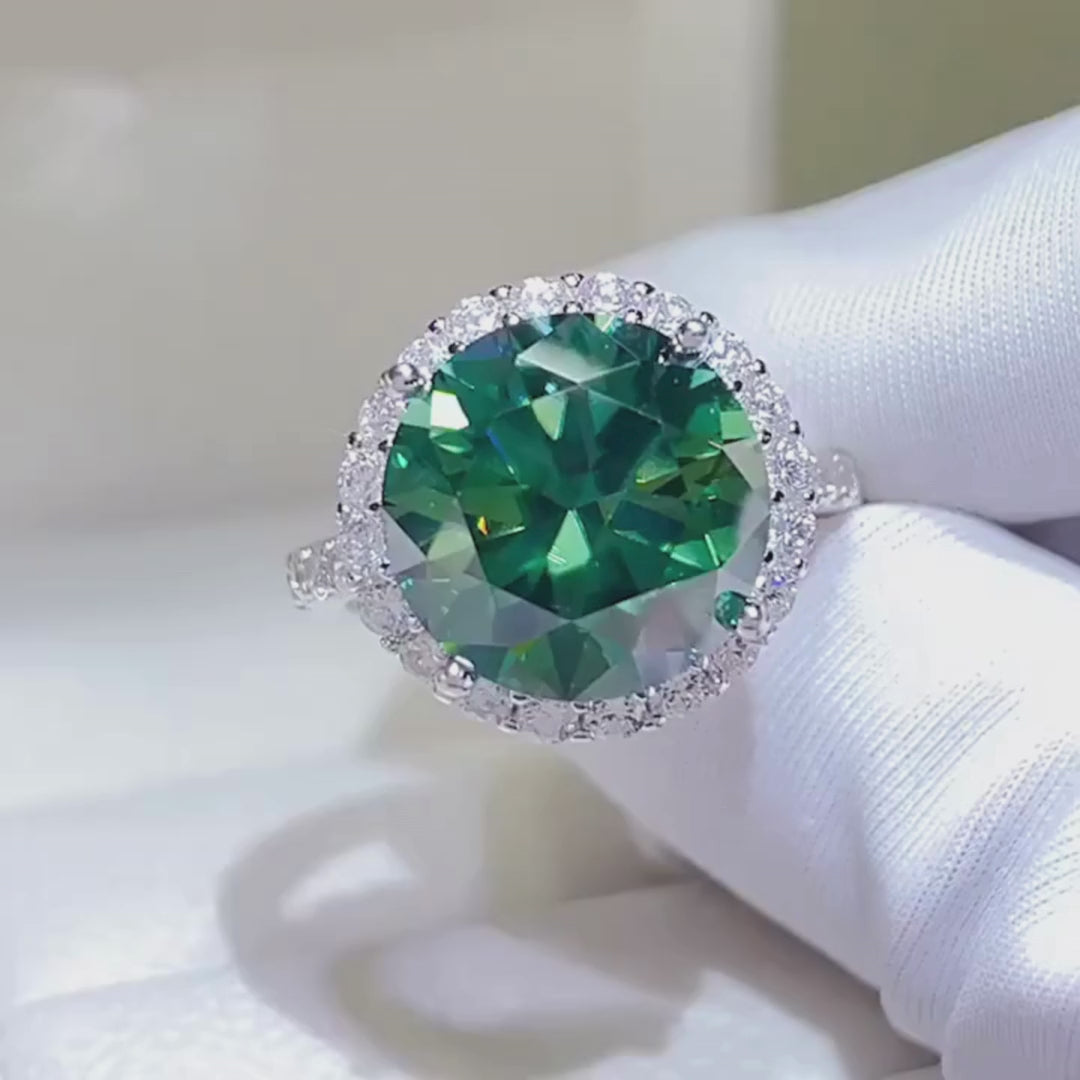 The Velisse Emerald Crown